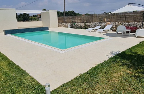 Ragusa House | Apartment in semi-detached villa nestled in the Ragusa countryside