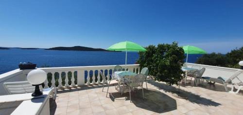 Sevid Apartment | Apartment in Sevid with Seaview, Terrace, WIFI (4746-3)