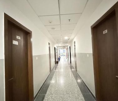 Zirakpur Bed & Breakfast | Apartment in zirakpur