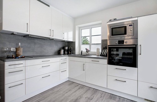 Klanxbuell Apartment | Apartment 'Käptn's Suite' with Private Garden and Wi-Fi