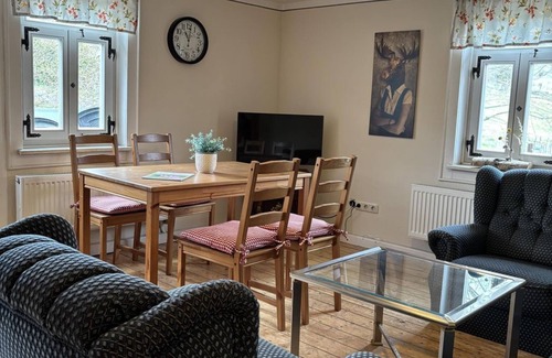 Ehrenberg Apartment | Apartment Kreuzberg 65sqm with terrace - Weiherhof