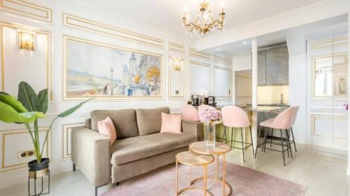 Quartier du Gros-Caillou Apartment | Apartment Léon Bourgeois