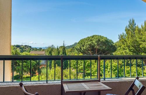 Cavaliere Apartment | Apartment Les Mas de Pramousquier-14 by Interhome