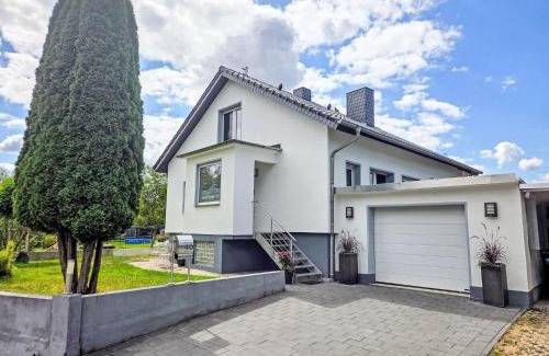 Steinheim Apartment | Apartment Lindenstraße-2 by Interhome