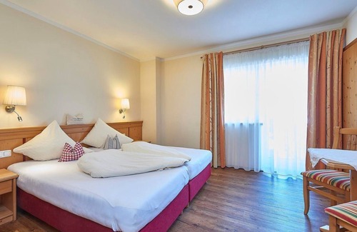 Stuhlfelden House | Apartment/living room 2 bedrooms/bath, WC - Schweizerhaus, Hotel-Gasthof