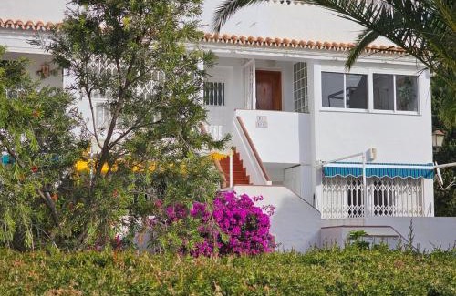 Torrox Costa Apartment | Apartment Mango with Terrace near the Sea, two minutes from the beach