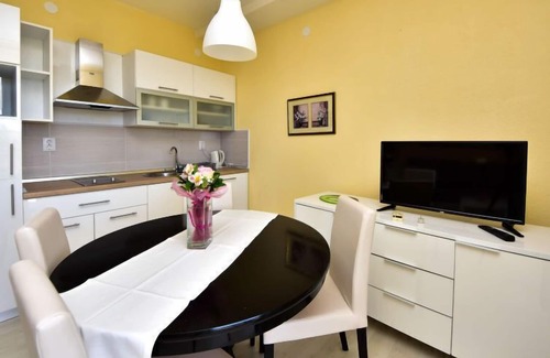 Dinjiska Apartment | Apartment Marija by Interhome