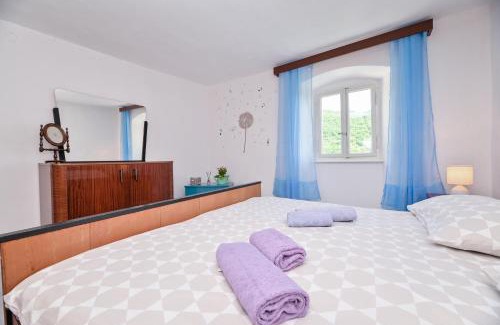 Sucici Apartment | Apartment Mediterranean