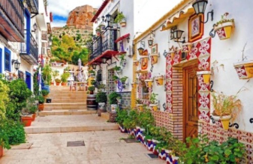 Sant Blai Apartment | Apartment 'Mini Loft' with Balcony, Wi-Fi and Air Conditioning