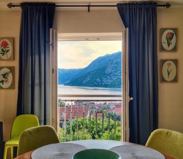 Risan Apartment | Apartment Mint&Rose