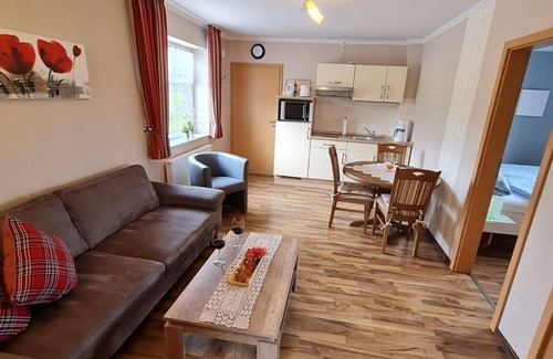 Bad Zwischenahn Apartment | Apartment no. 1, shower, toilet - apartment P�ttker