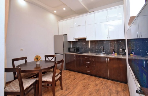 Kentron Apartment | Apartment on Aram street