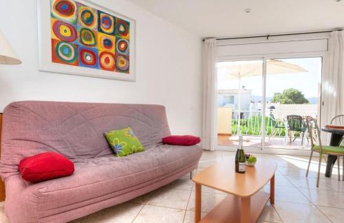Llanca Apartment | Apartment Palmiers I-2 by Interhome