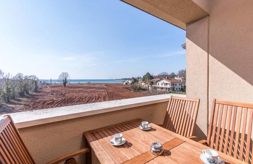 Dajla Apartment | Apartment Paradiso with Sea View