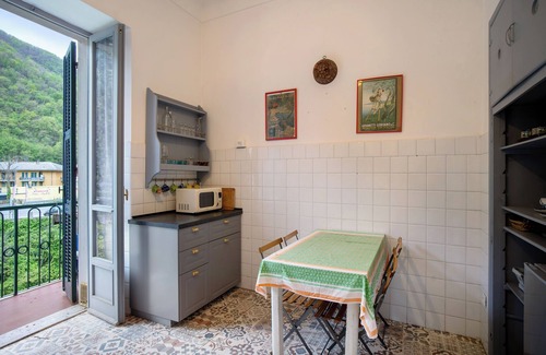 Pieve di Teco Apartment | Apartment 'Pieve Holiday - Maison De Charme' with Mountain View, Private Terrace and Wi-Fi