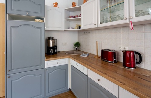 Sehmatal-Neudorf Apartment | Apartment-Private Bathroom