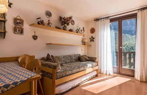 Passo del Tonale Apartment | Apartment 'Residence Tonale 3 Duplex' with Shared Garden, Balcony and Wi-Fi