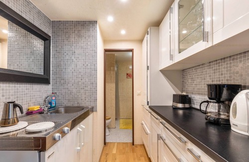 Bad Hoenningen Apartment | Apartment 'Rheinapartment Dependance 8' with Balcony and Wi-Fi