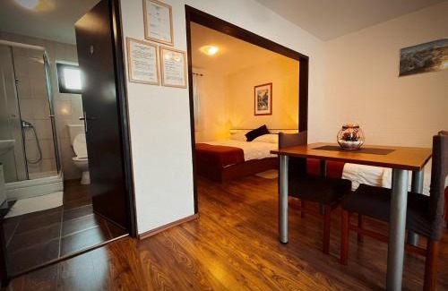Rakovica Apartment | Apartment & Room Monika