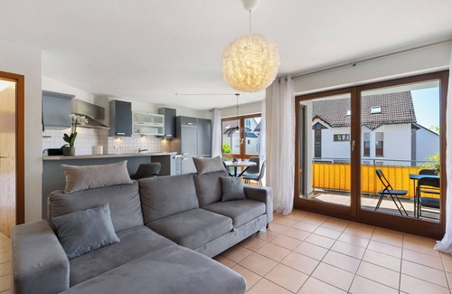 Uhldingen-Muehlhofen Apartment | Apartment 'Seeside' with Lake View, Balcony and Wi-Fi