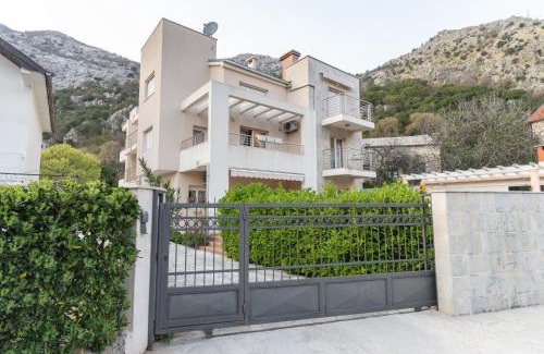 Risan Apartment | Apartment San Marco