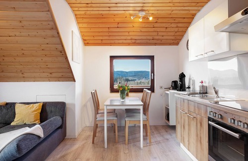 Kappel Apartment | Apartment 'Steinhart' with Balcony and Wi-Fi