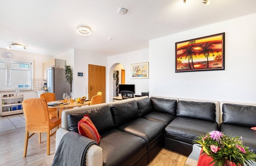 Bad Vilbel Apartment | Apartment 'Storchennest Bad Vilbel' with Private Terrace, Shared Garden and Wi-Fi