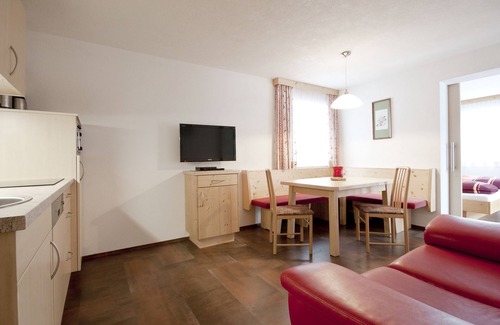 Virgen Apartment | Apartment-Superior-Private Bathroom-Mountain view-Top 6