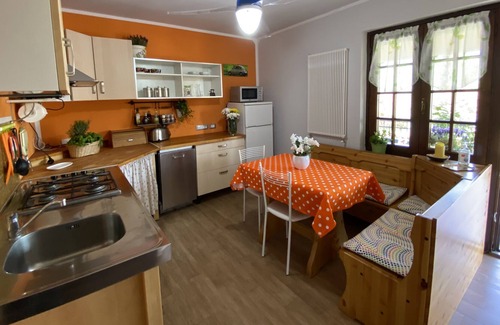 Cirie Apartment | Apartment surrounded by greenery