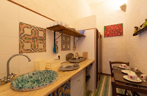 Mockarta Apartment | Apartment 'Tenuta Donna Vittoria - Bouganville' with Mountain View, Pool & Wi-Fi