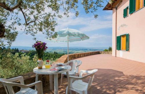 Giugnano Apartment | Apartment Villa Morosi-1 by Interhome