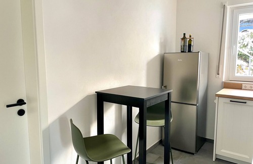Tonbach Apartment | Apartment 'Wanderlutz' with Mountain View, Private Terrace and Wi-Fi