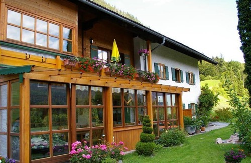 Schneizlreuth Apartment | Apartment Weißbachblick - Haus Holzner-Nagl