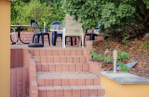 Arnstadt Apartment | Apartment with 2 bedrooms, kitchen and parking space