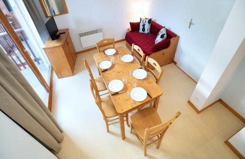 Bramans Apartment | Apartment with 2 rooms, balcony