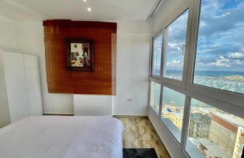 Al-Jumruk Apartment | Apartment with a view of the sea