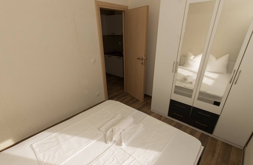 Ratac Villa | Apartment with community pool MAMATO-A8