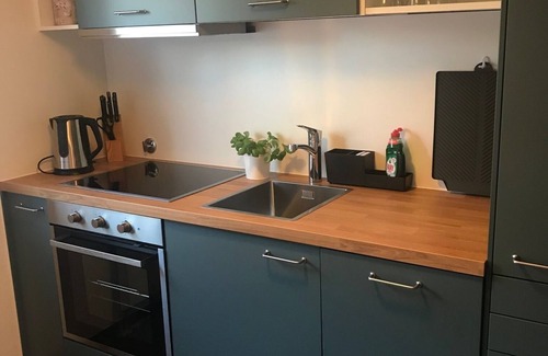 Neuravensburg Apartment | Apartment with views of mediterranean castle ruins