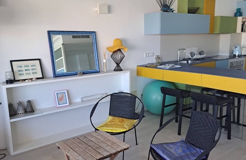 La Savina Apartment | Apartment with sea view El Aguamarina, located in the port of La Savina.