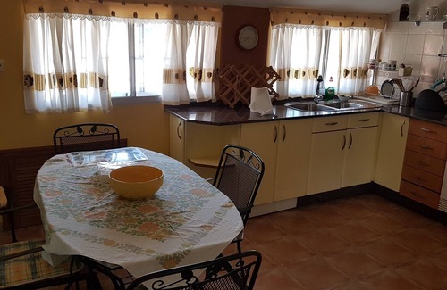 Meira Apartment | Apartment with sea views