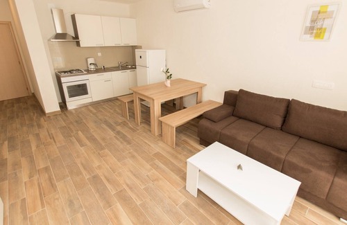 Ratac Villa | Apartment with shared pool MAMATO-A4