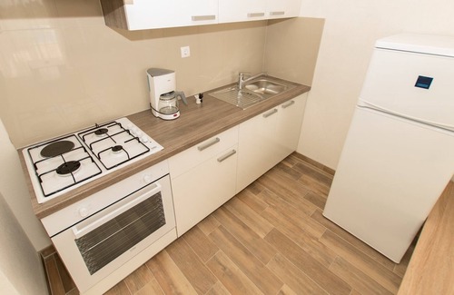 Ratac Villa | Apartment with shared pool MAMATO-A4