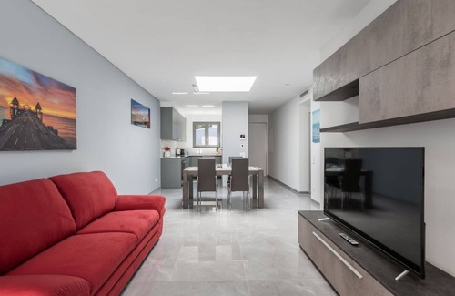 Paradiso Apartment | Apartment with splendid view of the Gulf of Lugano (PROMENADE 6)