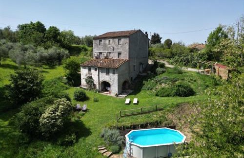 Ghizzano Apartment | Apartment with view and garden - Quercia
