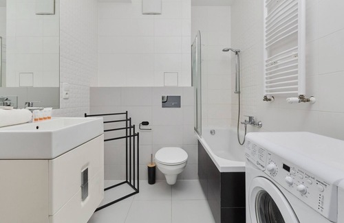 Psie Pole Apartment | Apartment Zakladowa by Renters