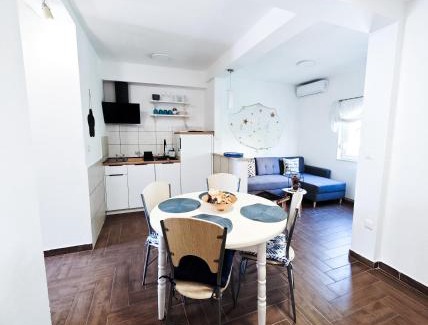 Ratac Apartment | Apartments and Rooms Marica