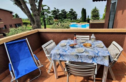 Cisano Apartment | APARTMENTS BLUE VIEW - Residence Casetto Bardolino - Regarda Travel