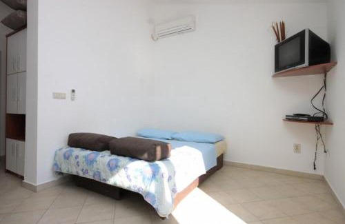 Banj Apartment | Apartments by the sea Banj, Pasman - 8242