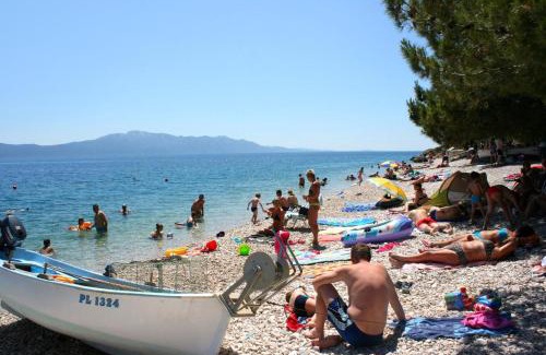 Brist Apartment | Apartments by the sea Brist, Makarska - 11039