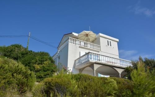 Milna Apartment | Apartments by the sea Milna, Vis - 8944